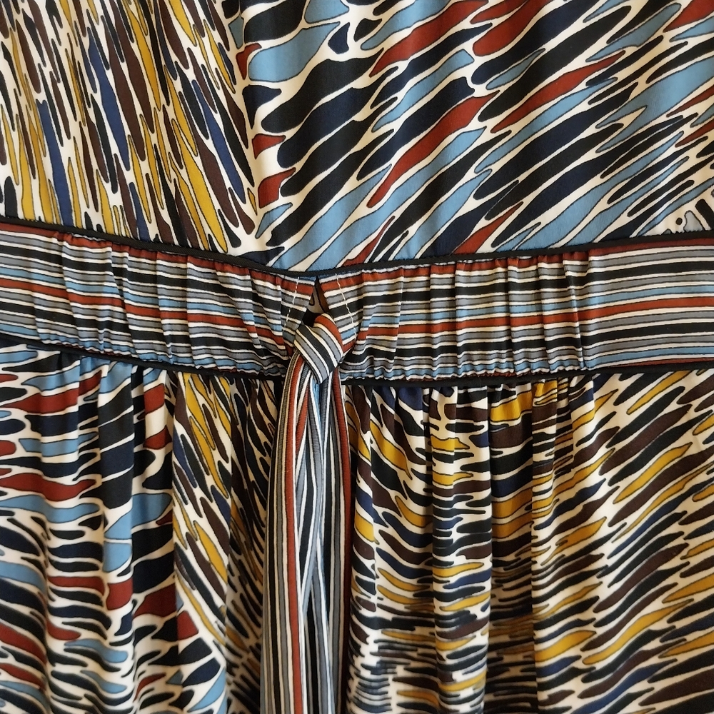BCBG MaxAzria Psychedelic Dress / Size Small - Picture 5 of 7